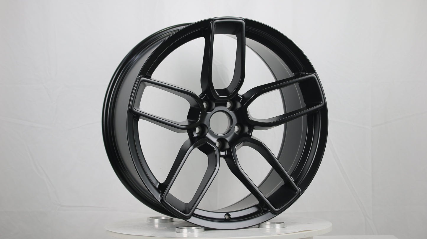 DG02 | Matte Black