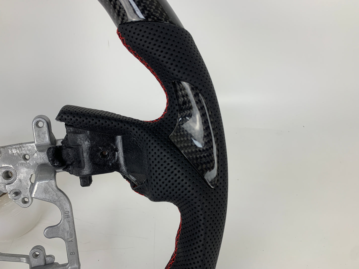 FOR 2014-2021 TOYOTA TACOMA/ 4RUNNER/ TUNDRA CARBON FIBER & LEATHER STEERING WHEEL
