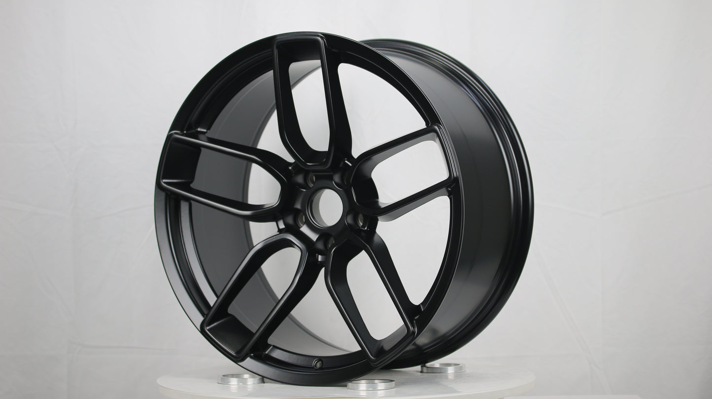 DG02 | Matte Black