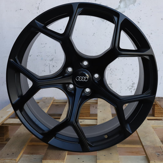 AU01 | Matte Black wheels