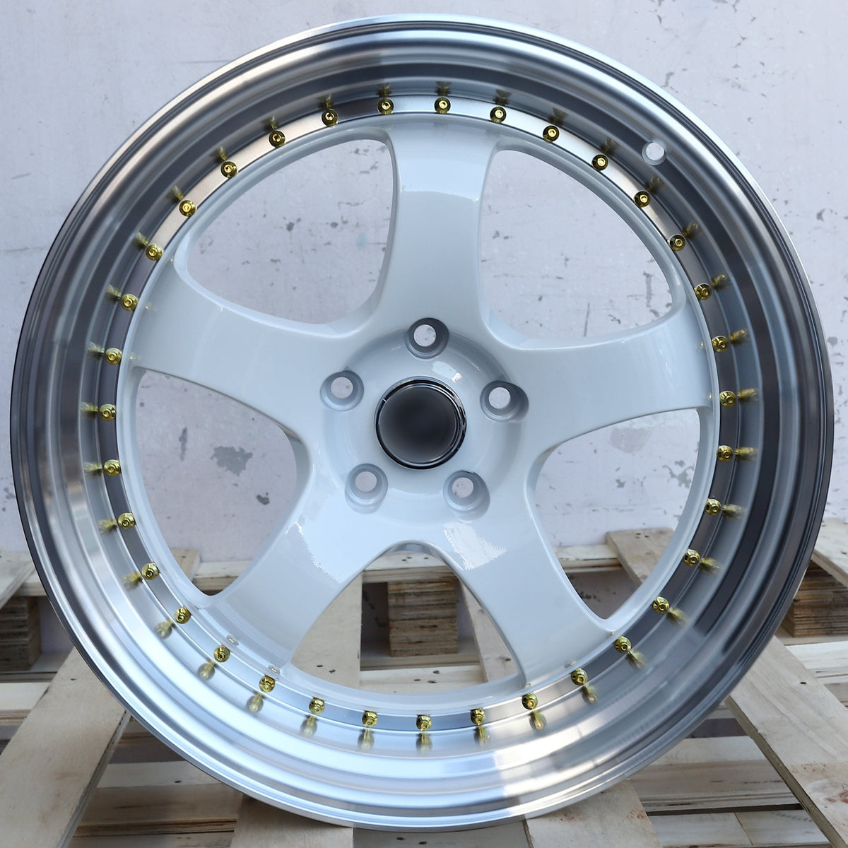 WKS-2 | White Machined Lip + Gold Rivet