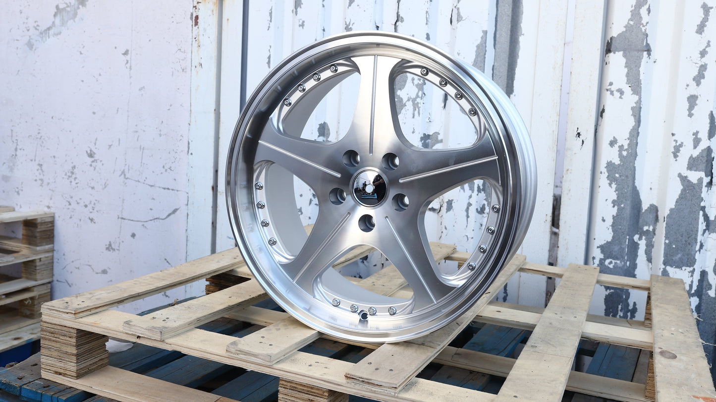 LEO-1 | Silver Machined Face