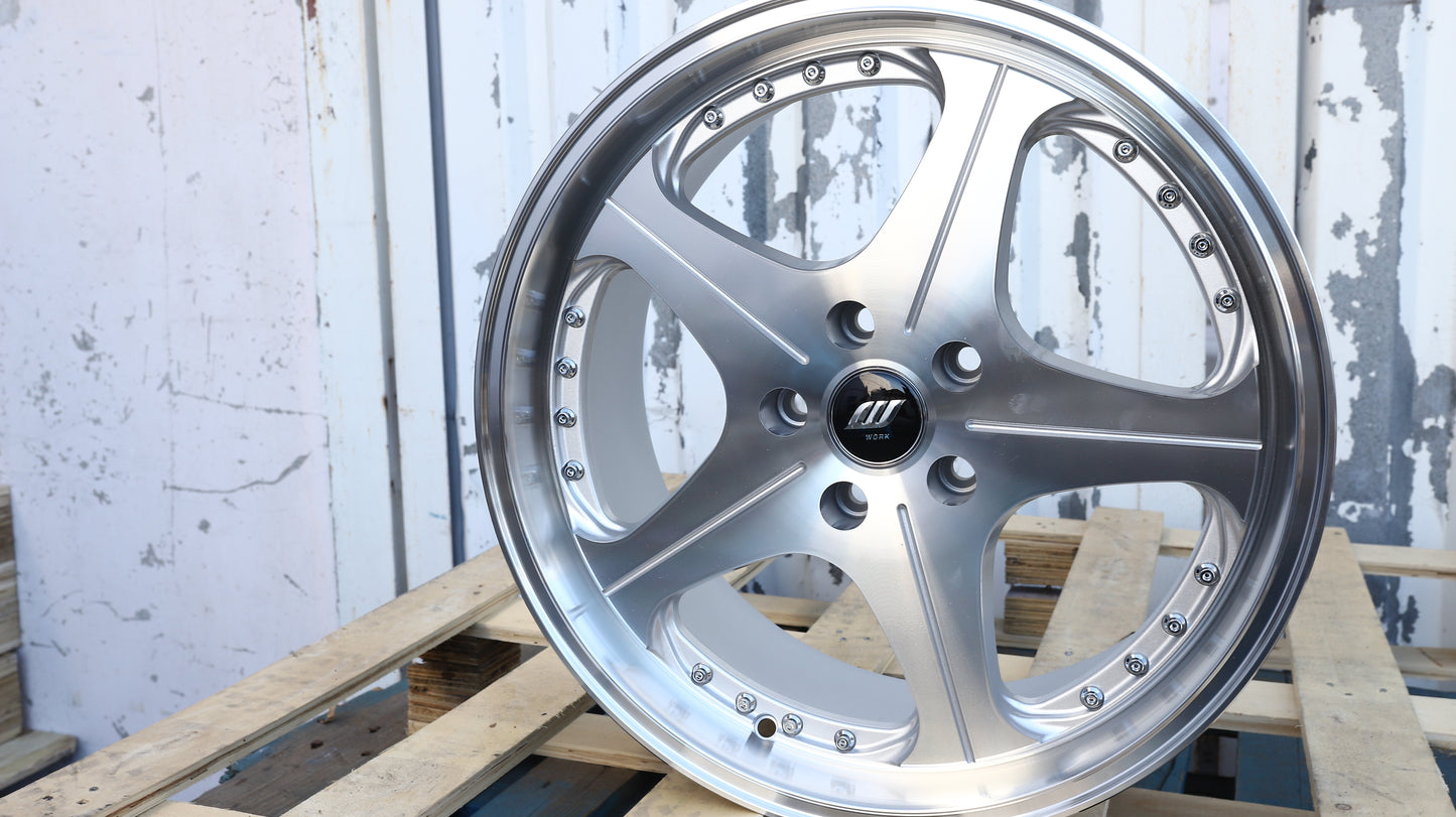 LEO-1 | Silver Machined Face