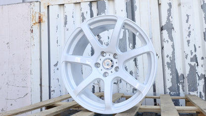 WKS-5 | White