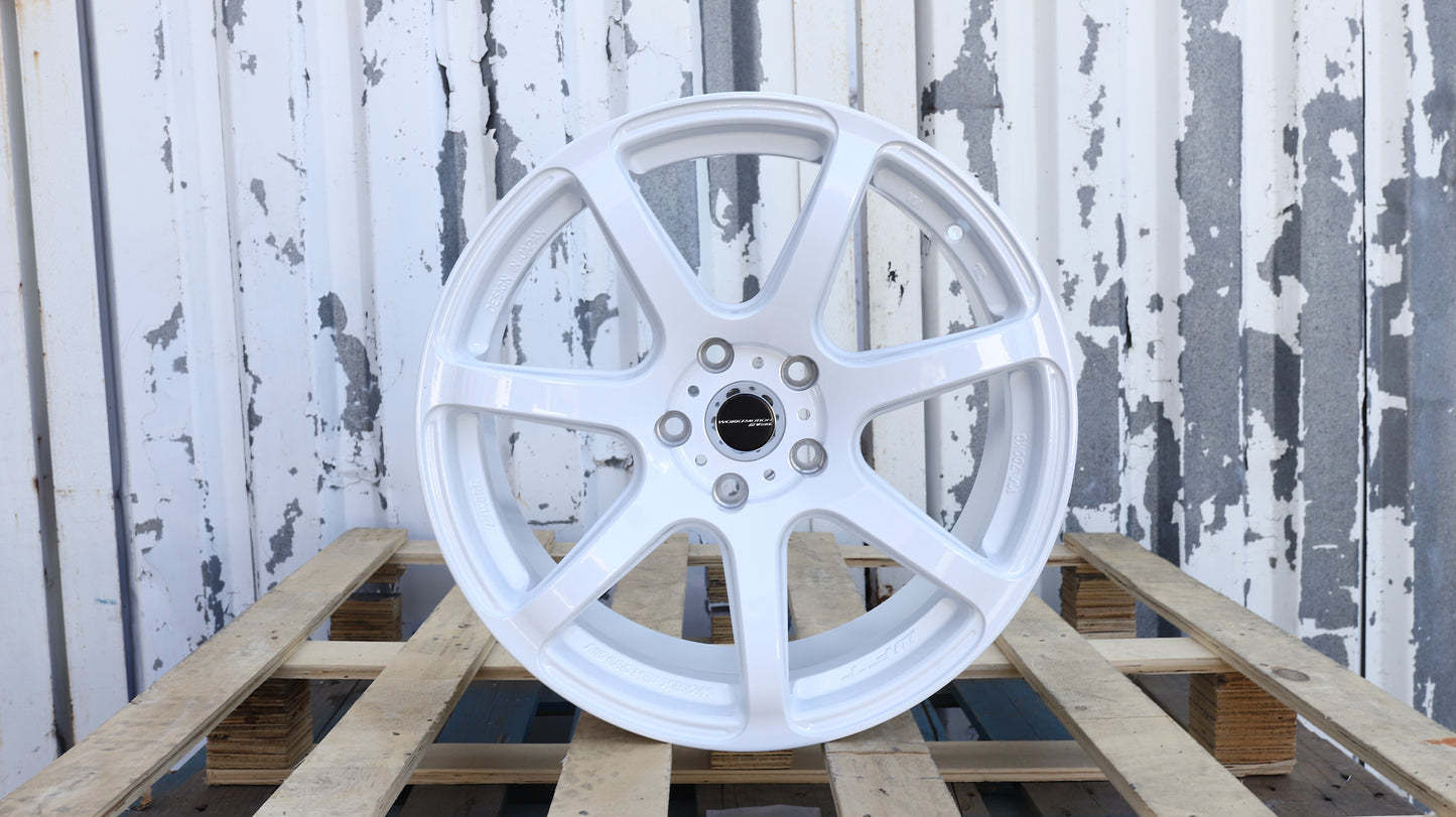 WKS-5 | White
