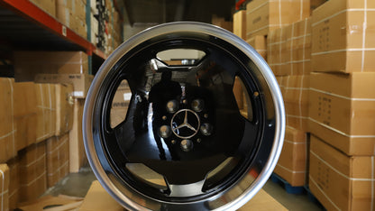 MB02 | Gloss Black Machined Lip