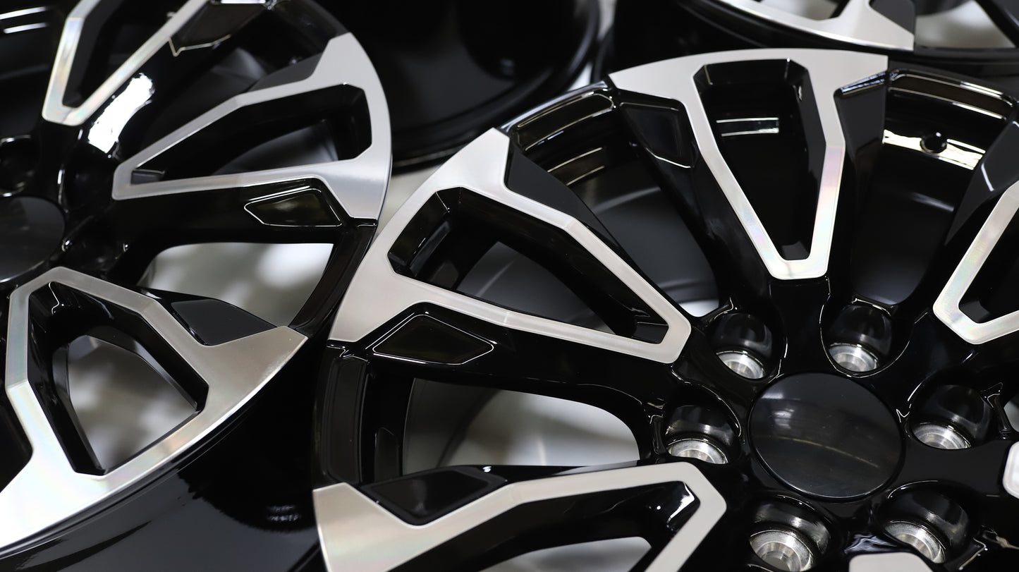 GM02 | Black Machined Face
