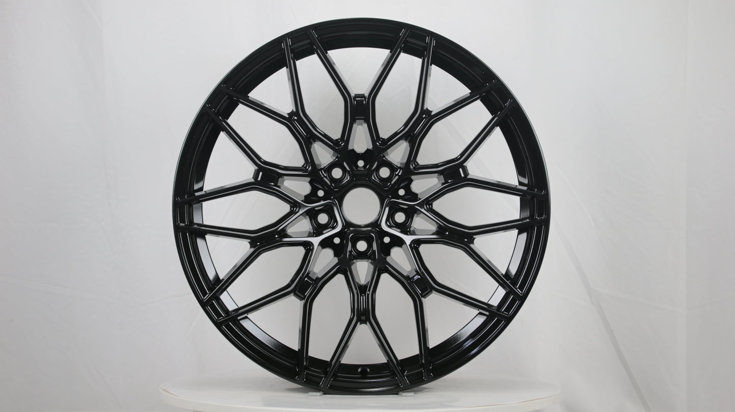 MS04 | Gloss Black