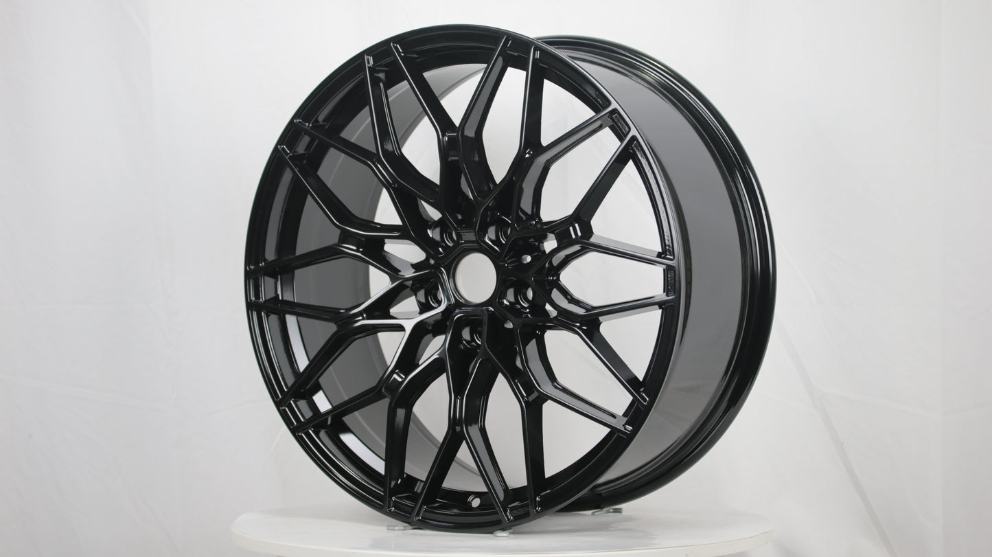 MS04 | Gloss Black