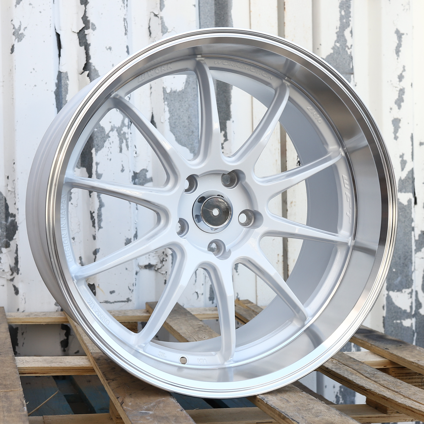 19x10.5" Gloss White Machine Lip Wheels (5x113)