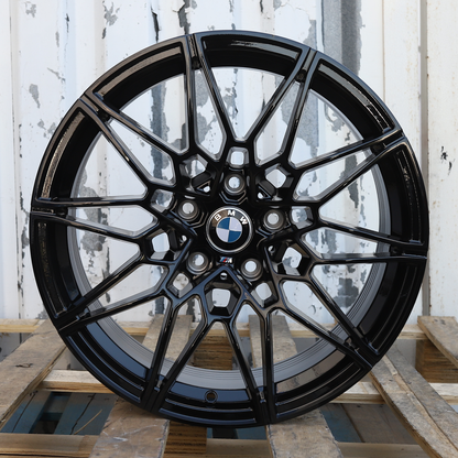 18x9" Gloss Black 1000M Style Wheels (5x120) Fits BMW