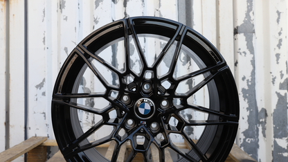 18x9" Gloss Black 1000M Style Wheels (5x120) Fits BMW