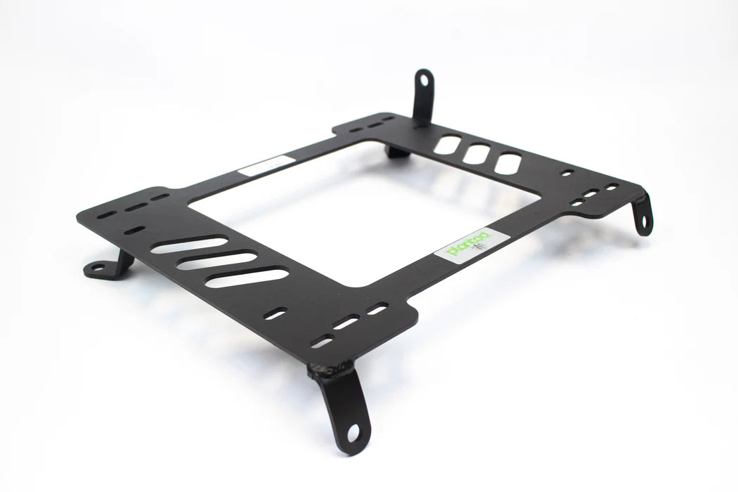 Planted Seat Bracket- Toyota Pickup / Hilux [4th Generation / N50 / N60 / N70 Chassis] (1984-1988) - Passenger / Right