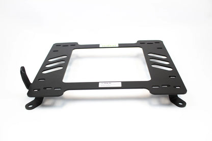 Planted Seat Bracket- Toyota Pickup / Hilux [4th Generation / N50 / N60 / N70 Chassis] (1984-1988) - Passenger / Right