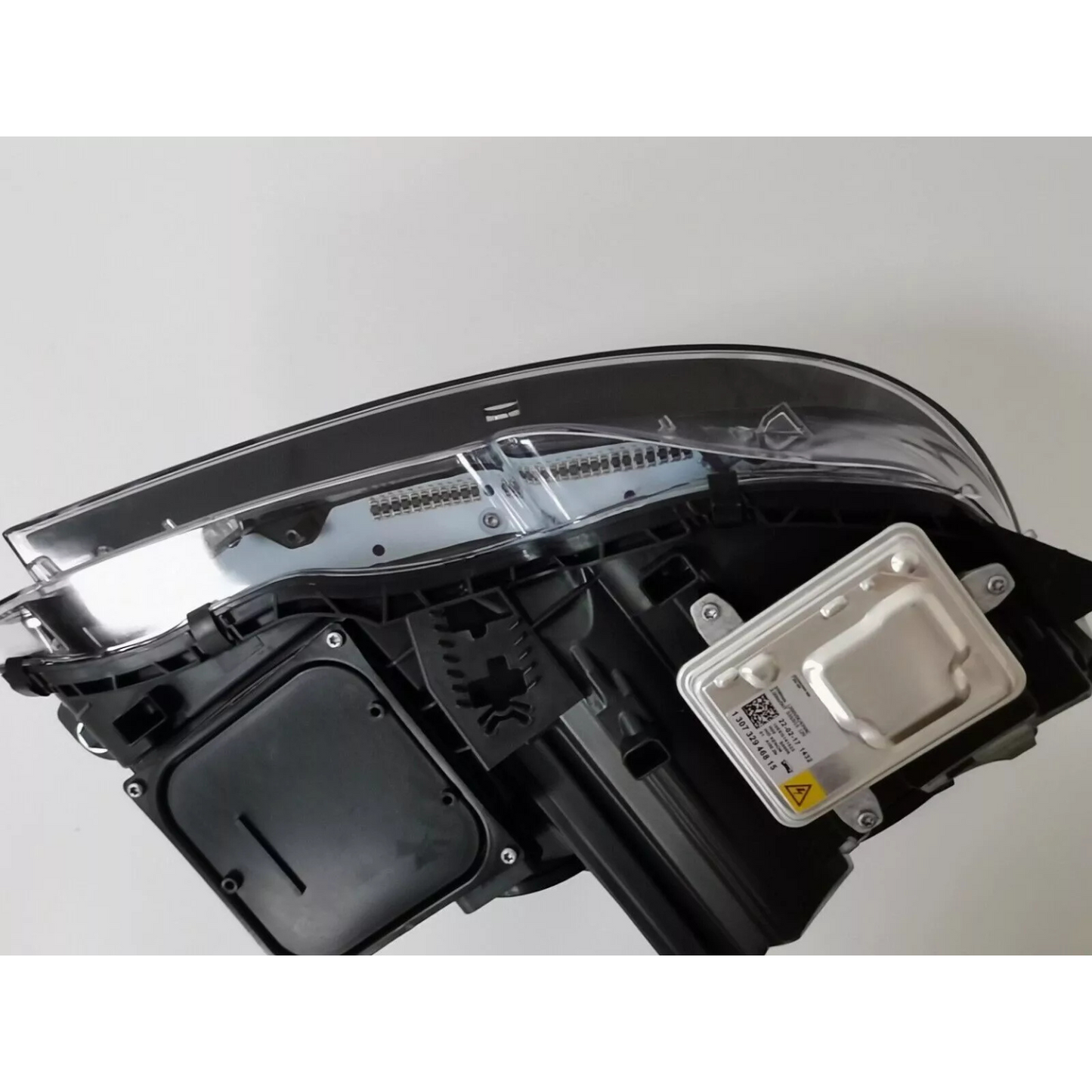 FOR 2012-2014 MERCEDES BENZ W204 PROJECTOR LED DRL HEADLIGHTS C63 AMG STYLE