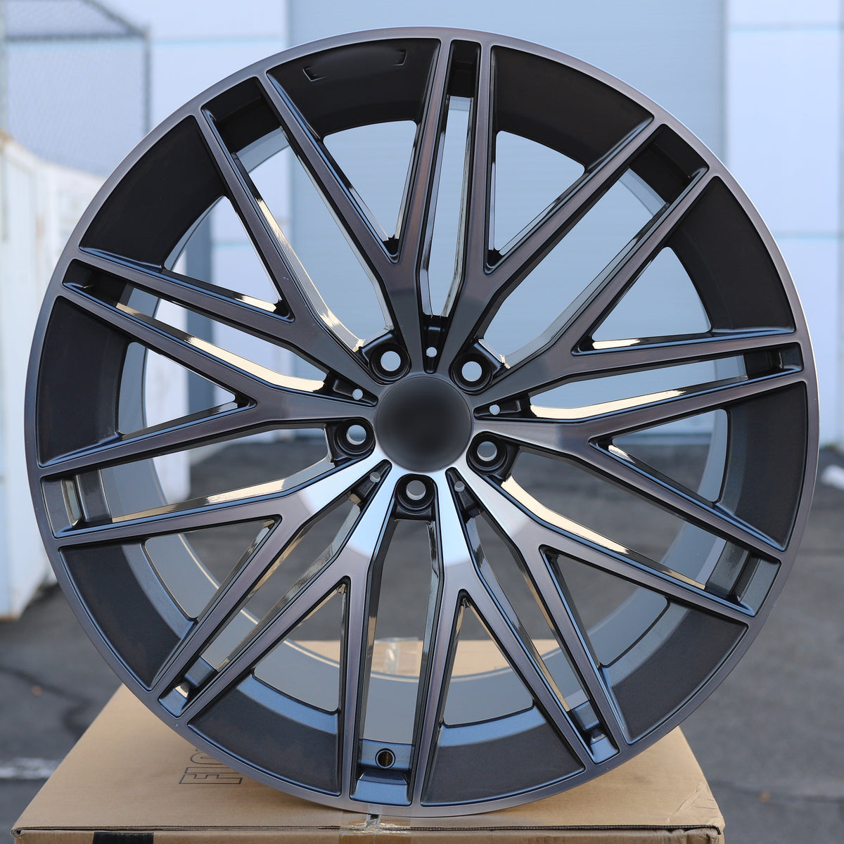 MB25 | Grey Machined Face