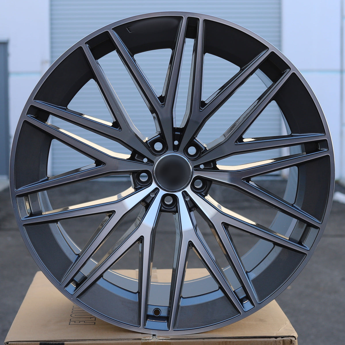 MB25 | Grey Machined Face