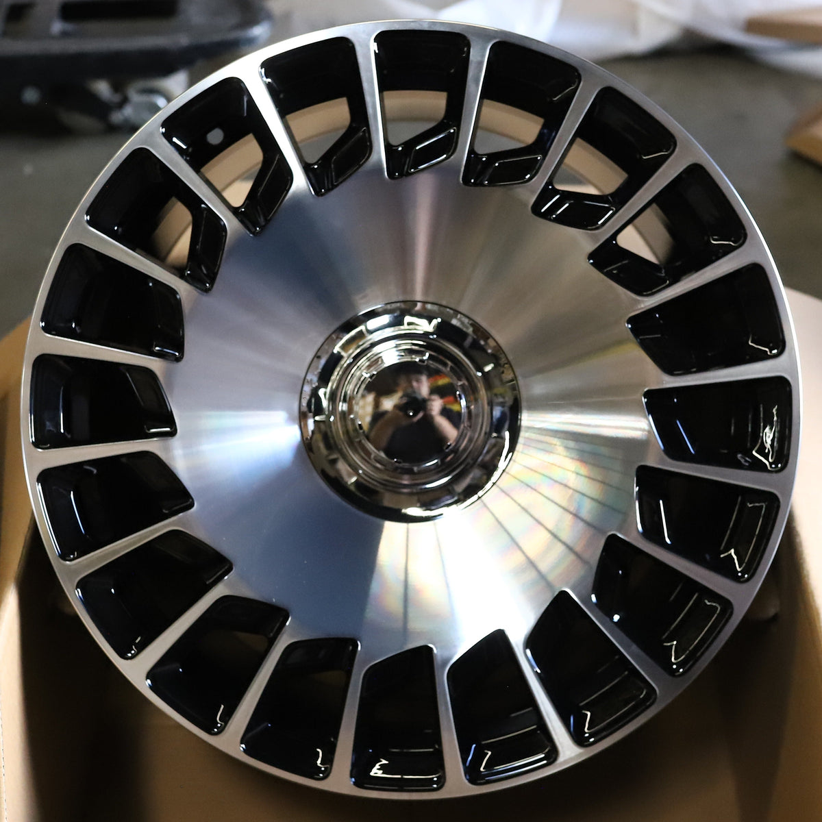 MB18 | Black Machined Face