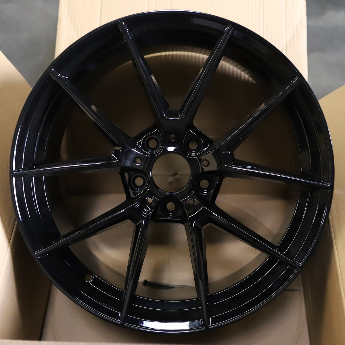 MS02 | Gloss Black