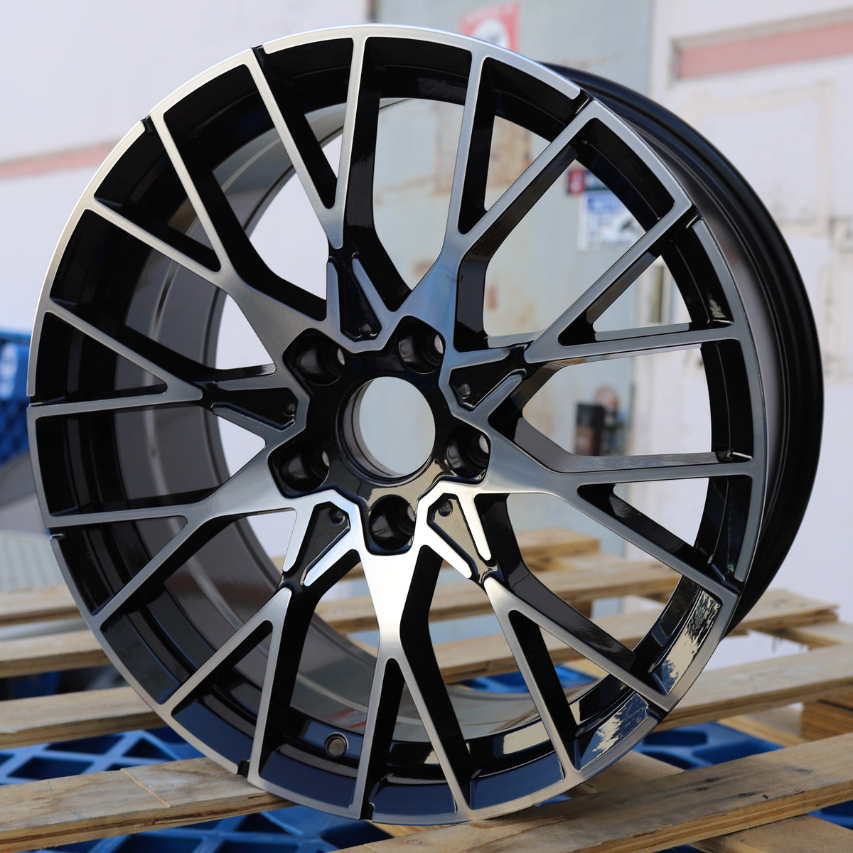 MS21 | Black Machined Face