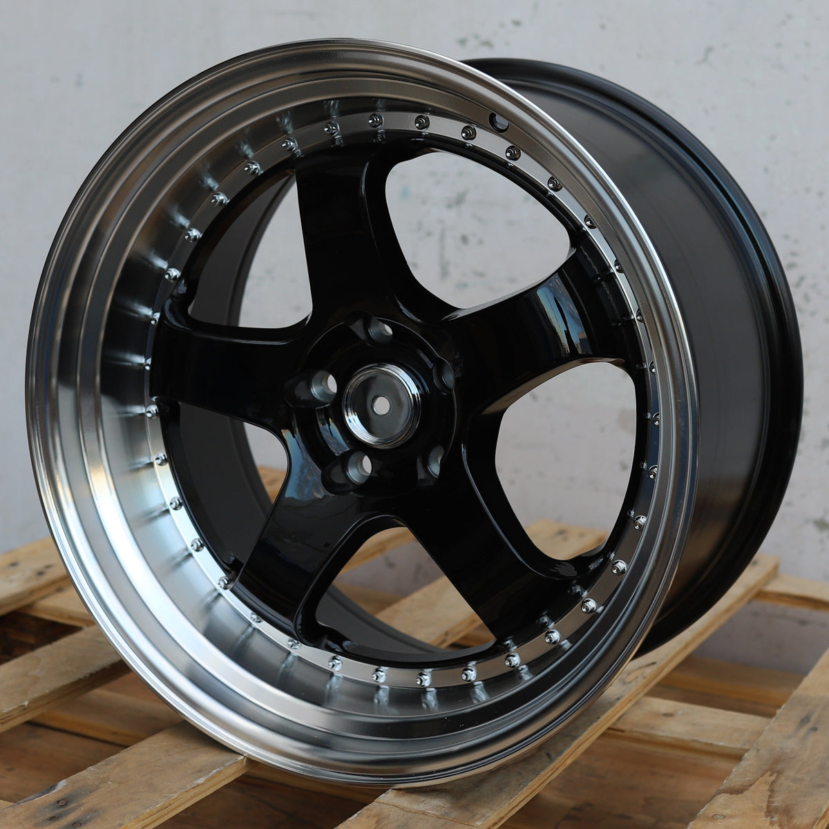 WKS-2 | Black Machined Side + Silver Rivet