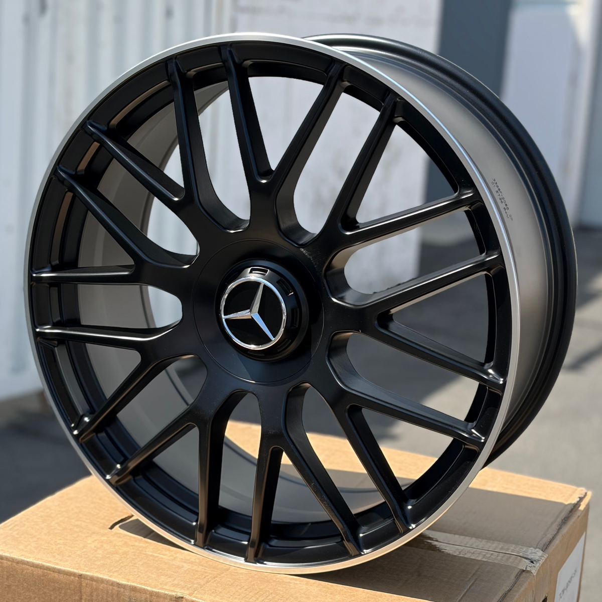 MB03 | Matte Black Machined Lip wheels
