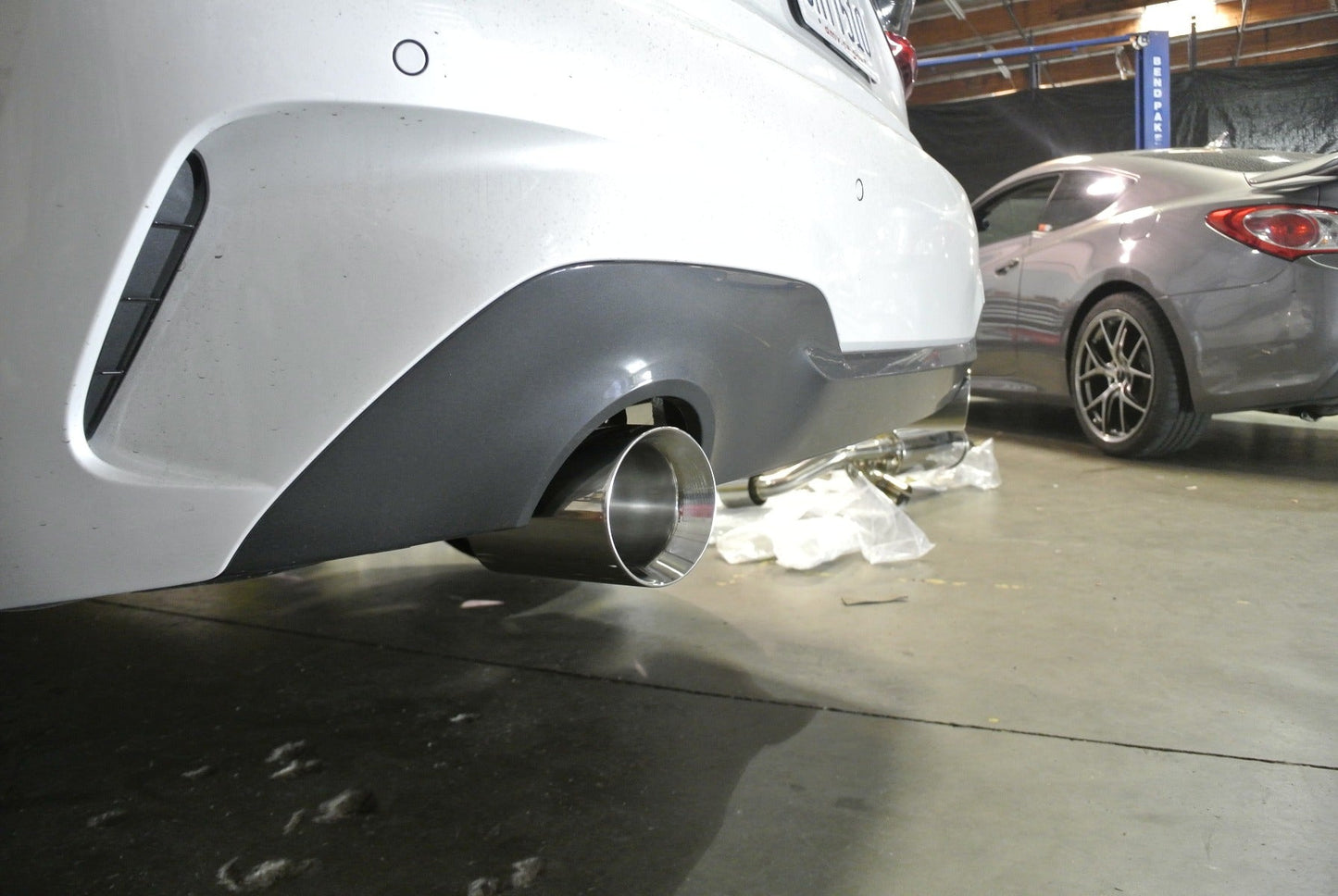 Megan Racing Supremo Axle Back Exhaust System Black Chrome Dual Tips For 19+ BMW 330i RWD 2.0L i4 Turbo (G20)
