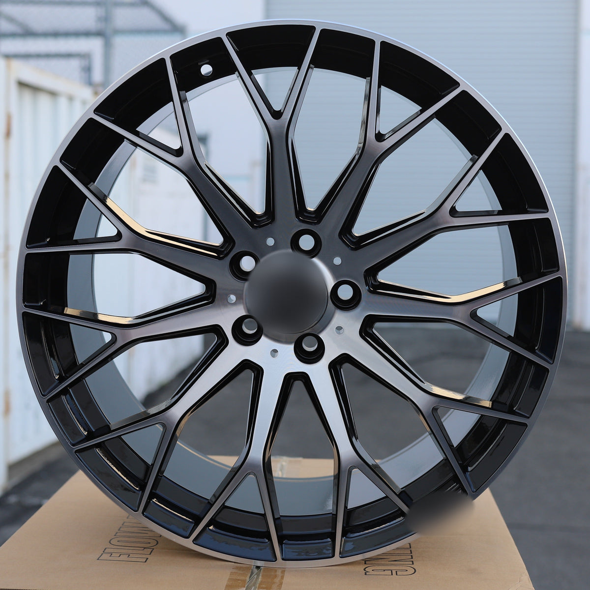 MB28 | Black Machined Face